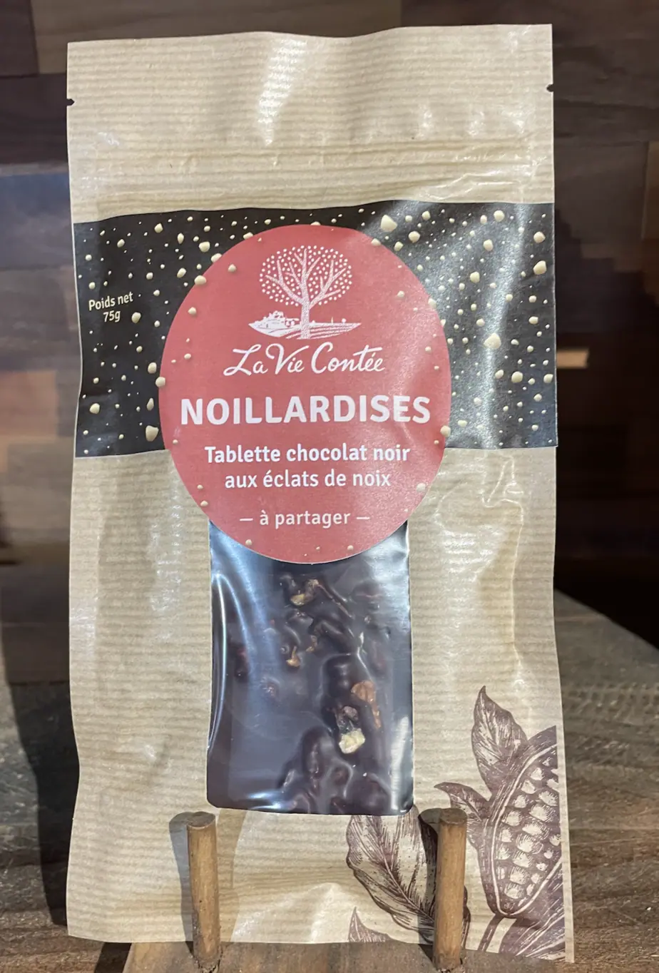 Tablette de chocolat noir 74% aux éclats de noix Marbot - 75g